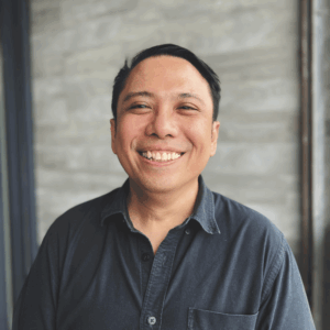 Carlo Leal